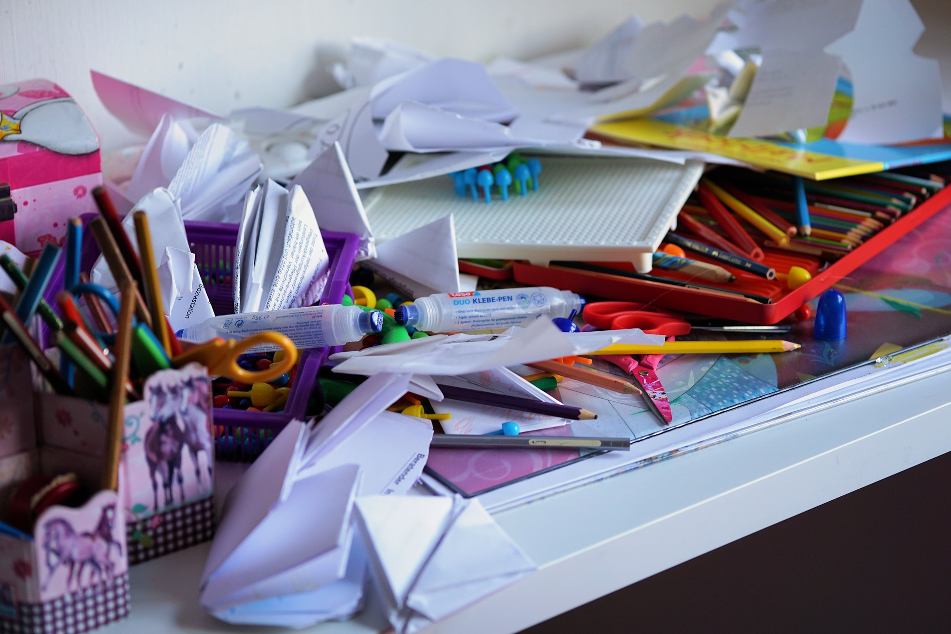 Office Spring Cleaning: The KonMariWay | www.familywiseasia.com